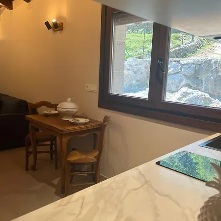 منزل ريفي Lasalde Eder Rural Boutique